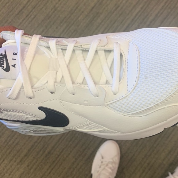 NIKE AIR MAX EXCEE - Picture 2 of 3